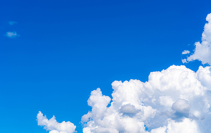 晴朗蓝天的图片（10000K 的示意）